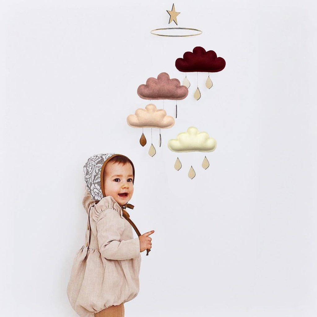 Mobile bébé nuages rose, pêche, bourgogne et ivoire, Mobile nuage The Butter Flying, Mobile chambre bébé fille boheme