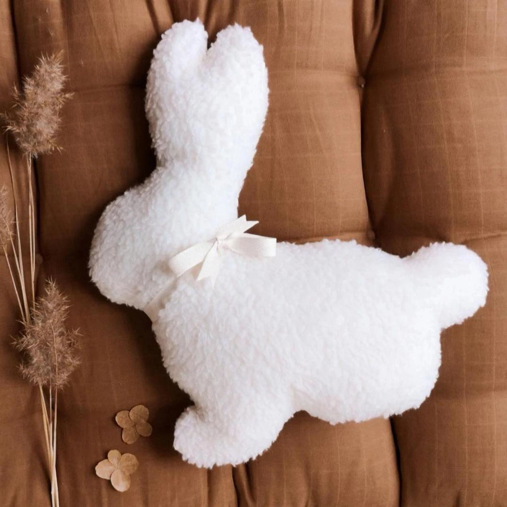 Coussin Lapin de Paques- Easter Bunny Pillow- The Butter Flying