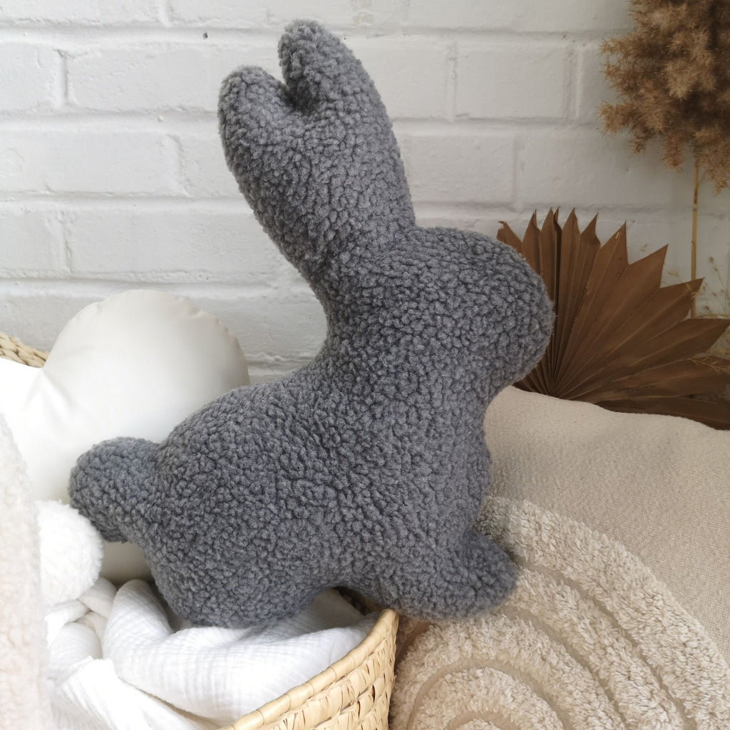 Coussin Lapin de Paques- Easter Bunny Pillow- The Butter Flying