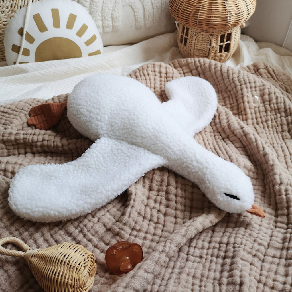 Peluche Oie Bébé en Sherpa – Fait Main à Montréal