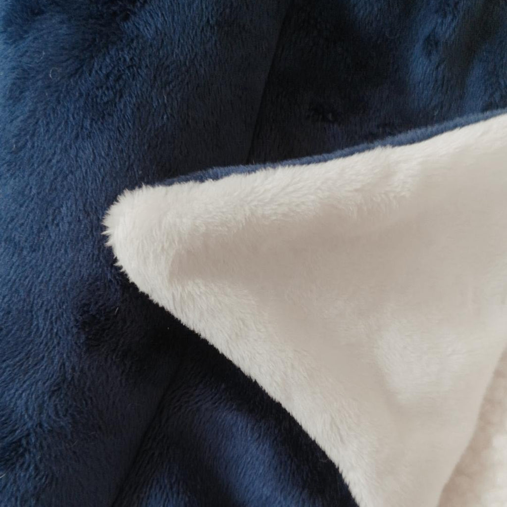 cadeau de naissance garcon- doudou raie manta ultra doux- dessous