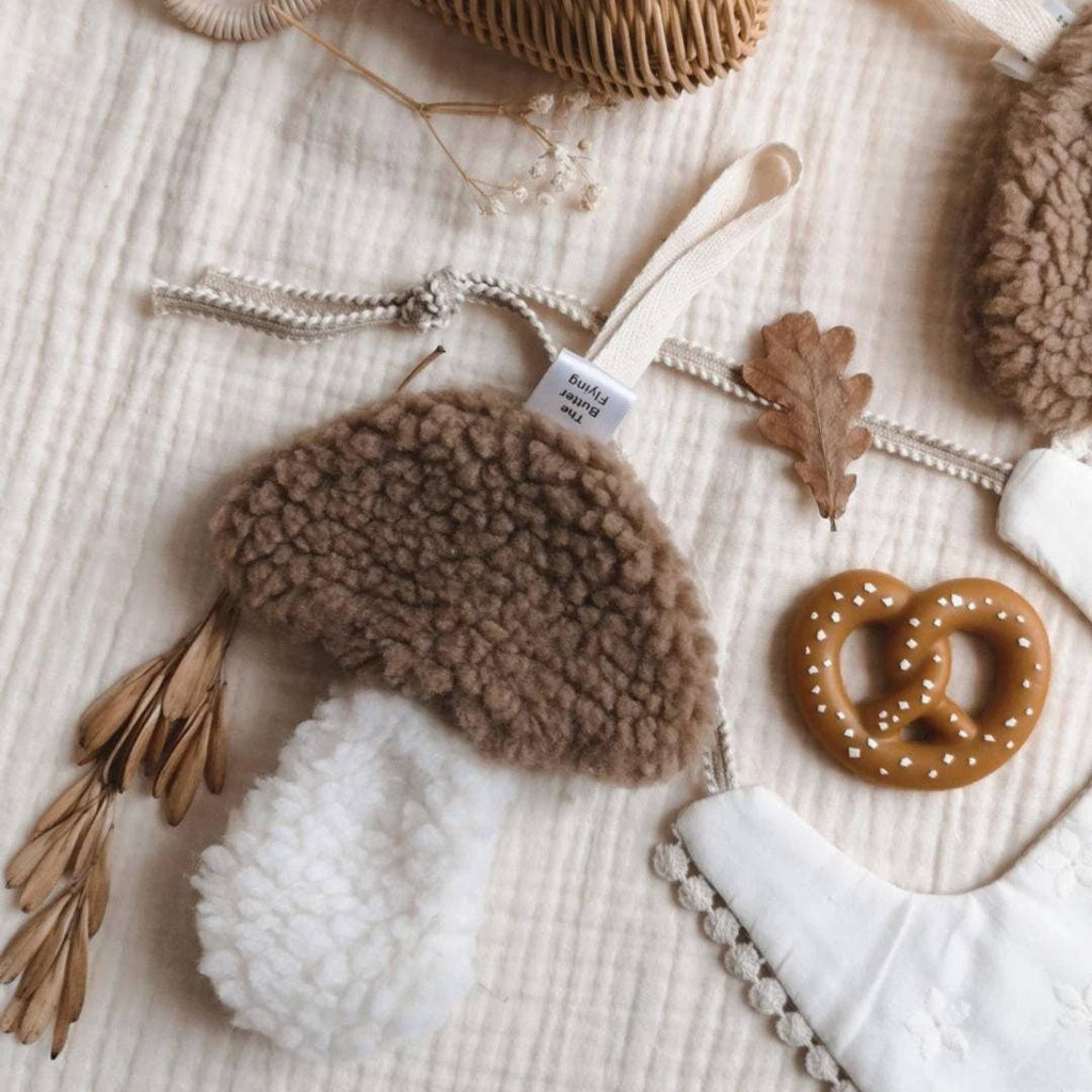 Attache-Tetine Champignon-Mushroom Pacifier Holder- The Butter Flying