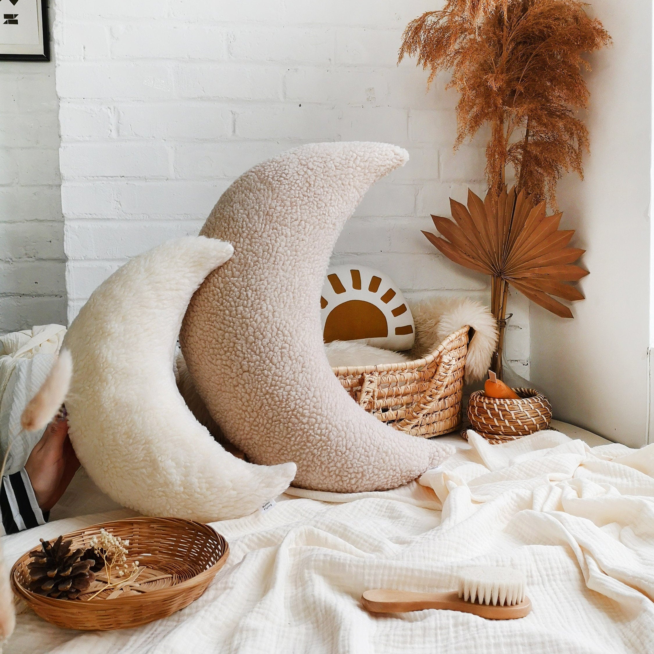 Big Moon Breastfeeding Pillow – The Butter Flying