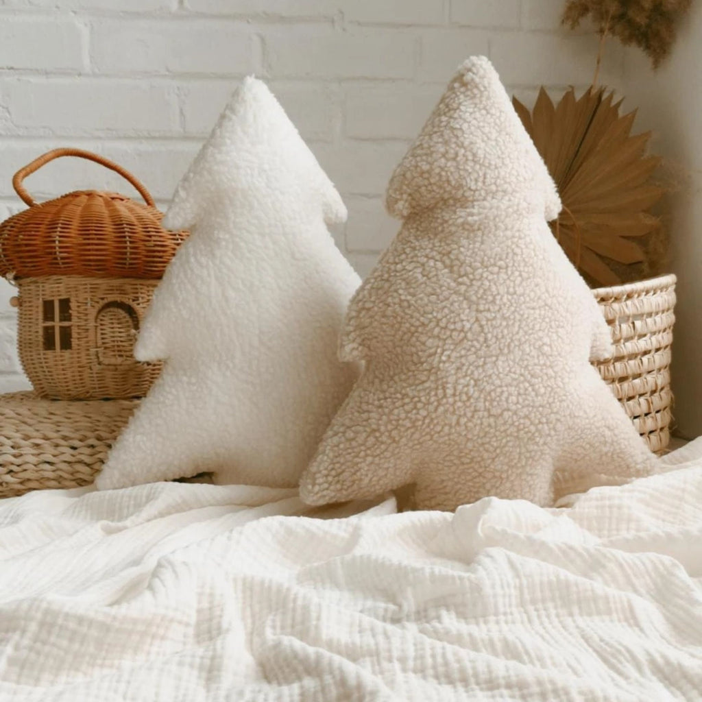 Coussin Sapin de Noel, Doux coussin de Noel en sherpa blanc décoratif pour chalet theme Noel, Décoration coussin chalet ski
